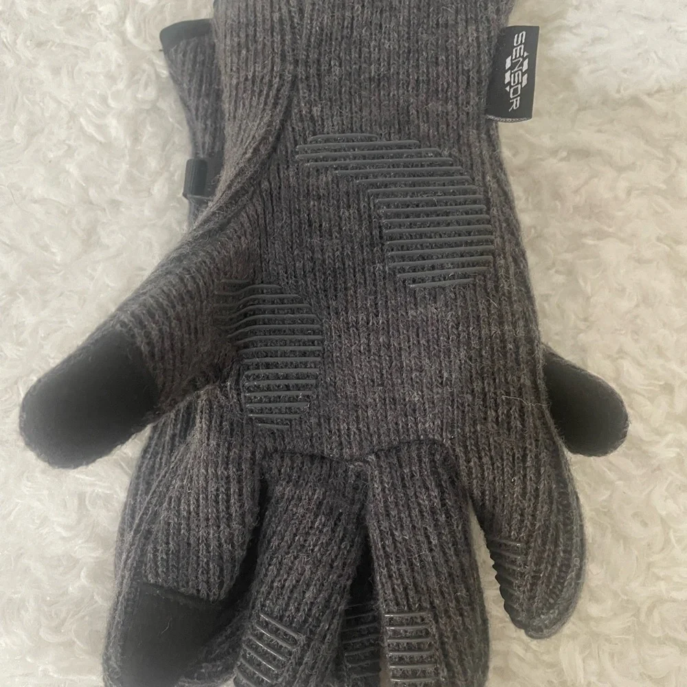 Gray Knit Gloves with OR Logo